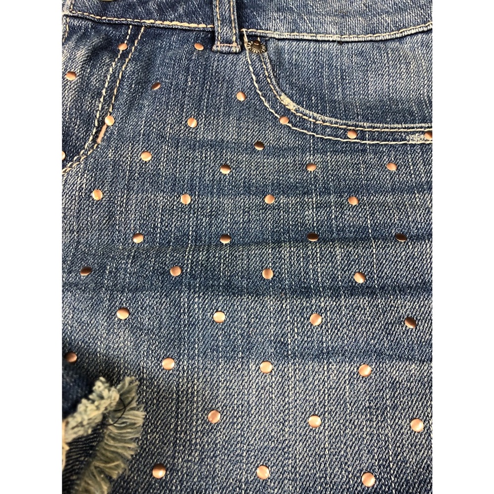 Studded Denim shorts - Picture 4 of 6